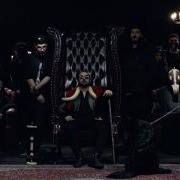 بیدارم