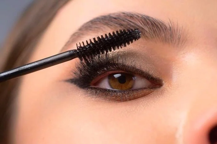 اکستنشن مژه یا ریمل