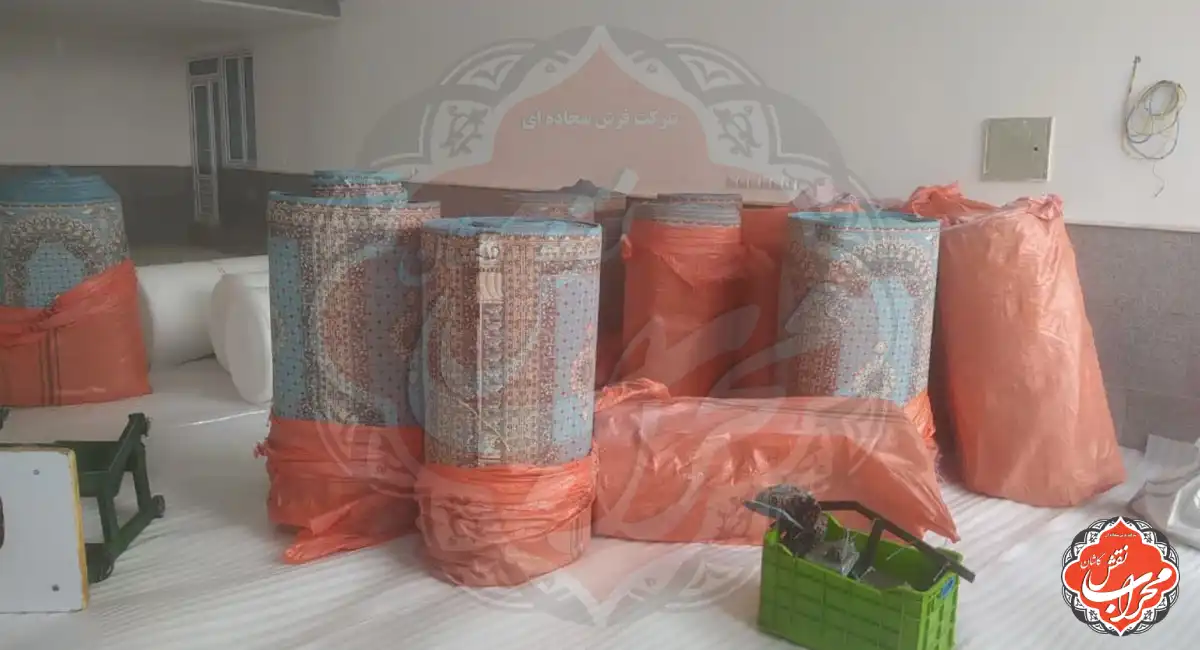 نحوه نصب فرش سجاده‌ای و قیمت فرآیند آن