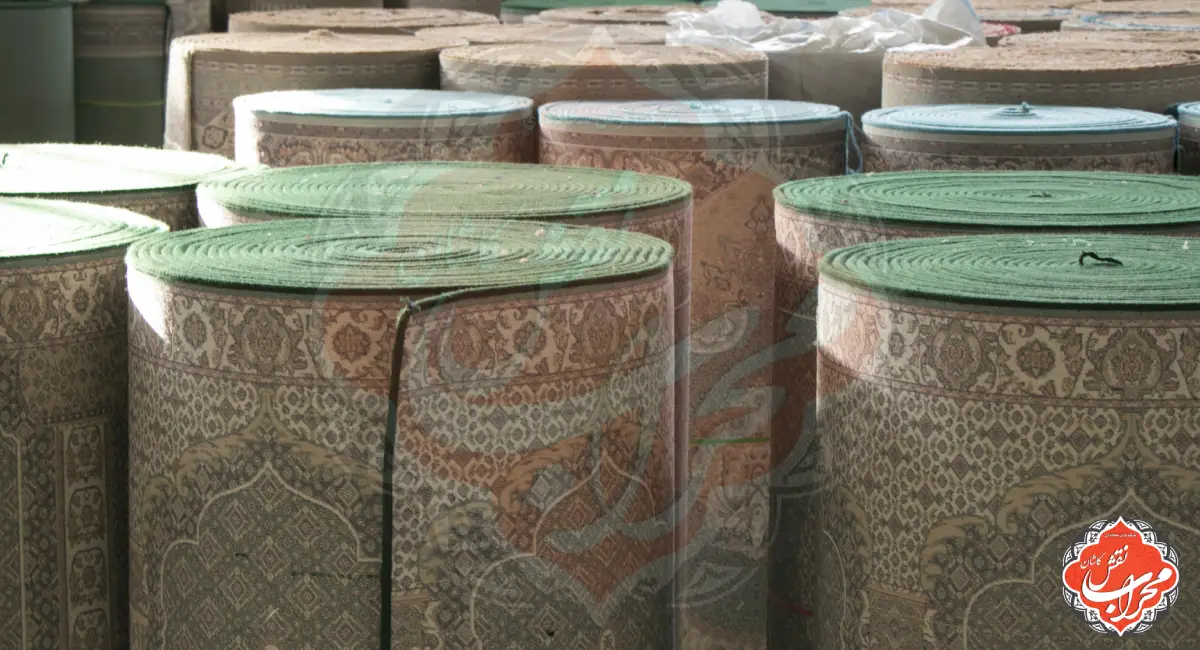 بررسی فرش سجاده ای از نظر طرح و بافت